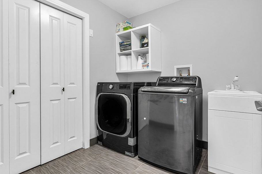 66 E 57th Avenue Vancouver, BC - 28