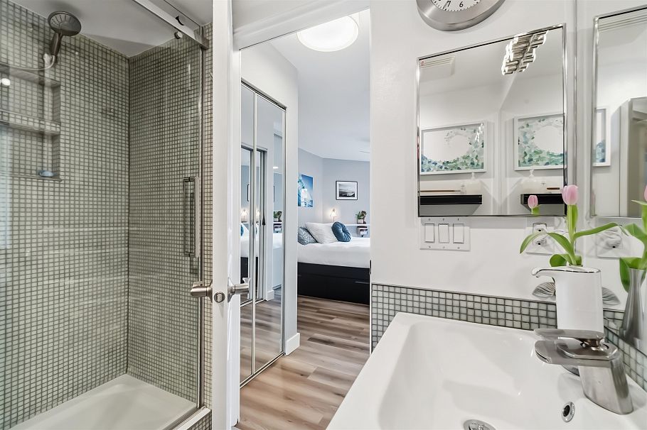 110 189 E 16th Avenue Vancouver, BC - 19