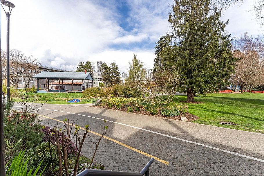 217 1477 Fountain Way Vancouver, BC - 35