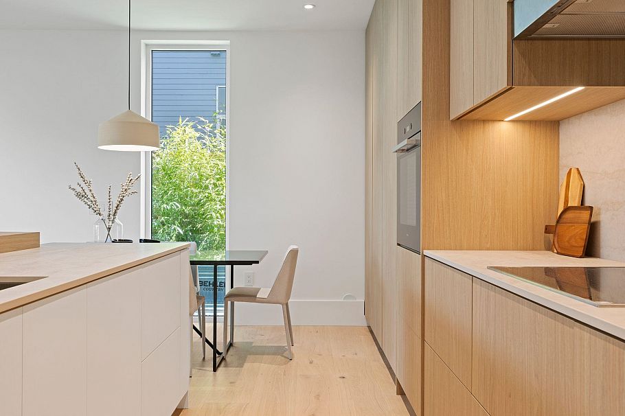 1 2830 Musqueamview Street Vancouver, BC - 10