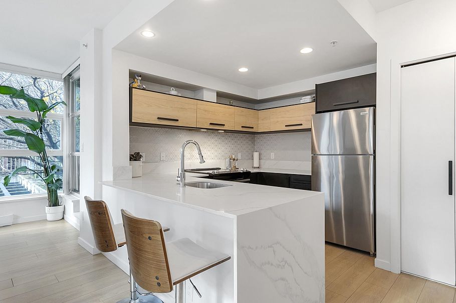 205 189 National Avenue Vancouver, BC - 12