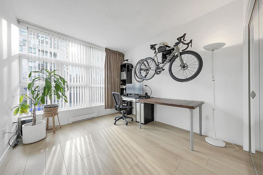 205 189 National Avenue Vancouver, BC - 23