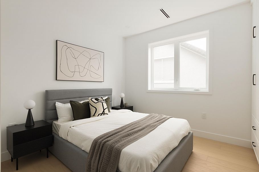 1 419 W 23rd Avenue Vancouver, BC - 25