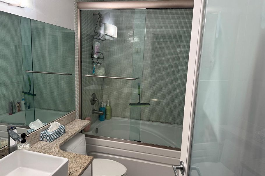 4430 Yew Street Vancouver, BC - 7