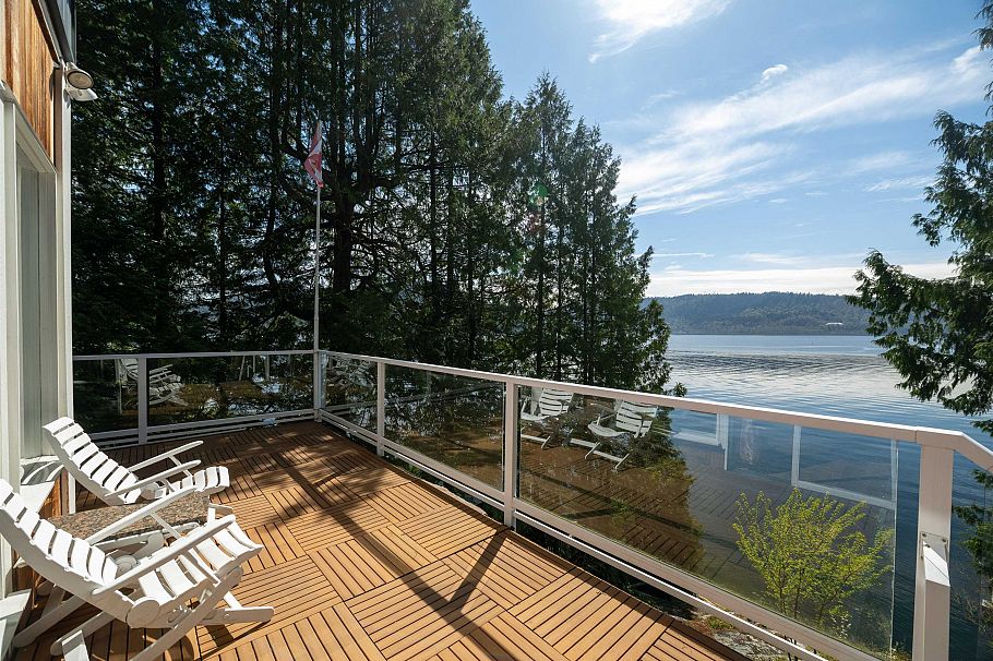 4515 Stonehaven Avenue North Vancouver, BC - 35