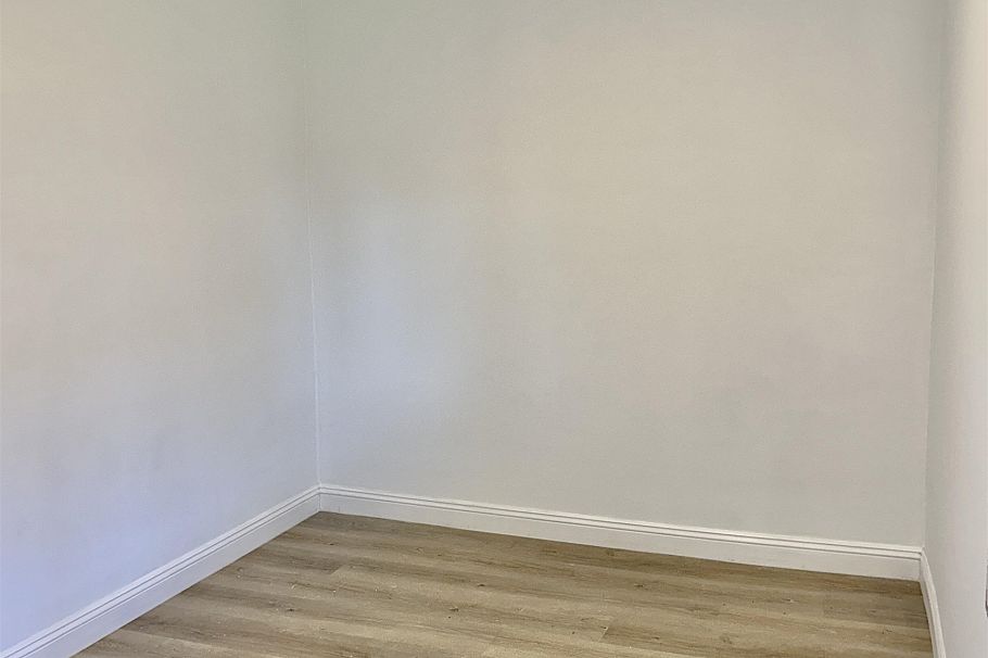 1544 W 68th Avenue Vancouver, BC - 30