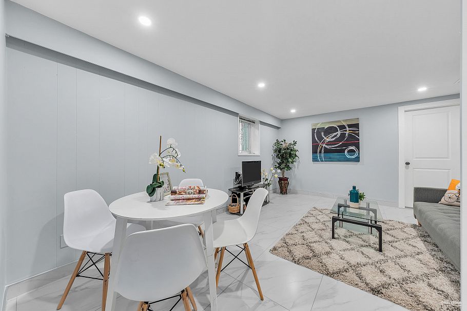 1362 E 60th Avenue Vancouver, BC - 19