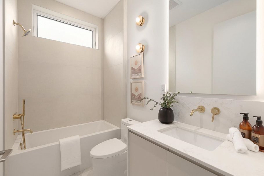 1 3617 W 12th Avenue Vancouver, BC - 18