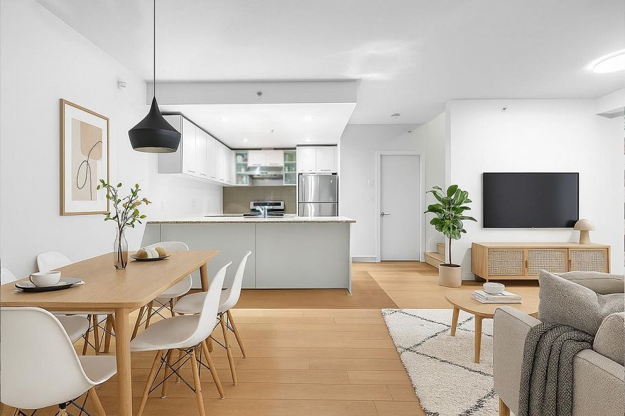 1 3111 Corvette Way Richmond, BC - 1