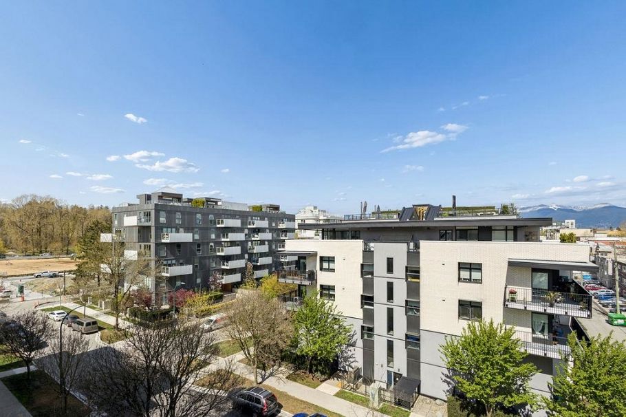 607 168 E 35th Avenue Vancouver, BC - 6