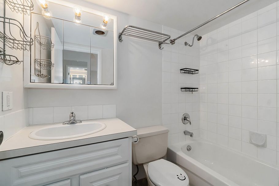 207 2920 Ash Street Vancouver, BC - 10