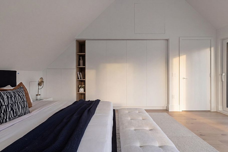 1 2830 Musqueamview Street Vancouver, BC - 24