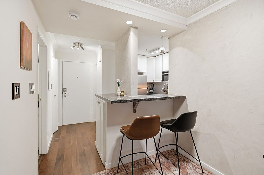 307 1230 Haro Street Vancouver, BC - 7