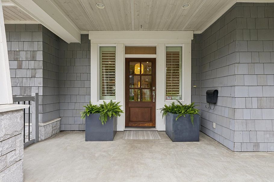 3476 Wellington Crescent North Vancouver, BC - 2