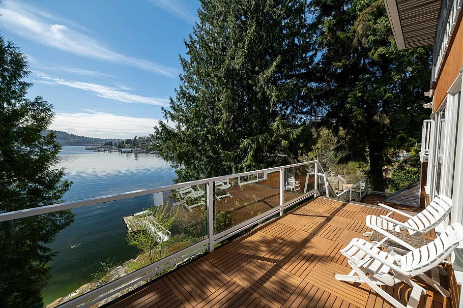 4515 Stonehaven Avenue North Vancouver, BC - 36