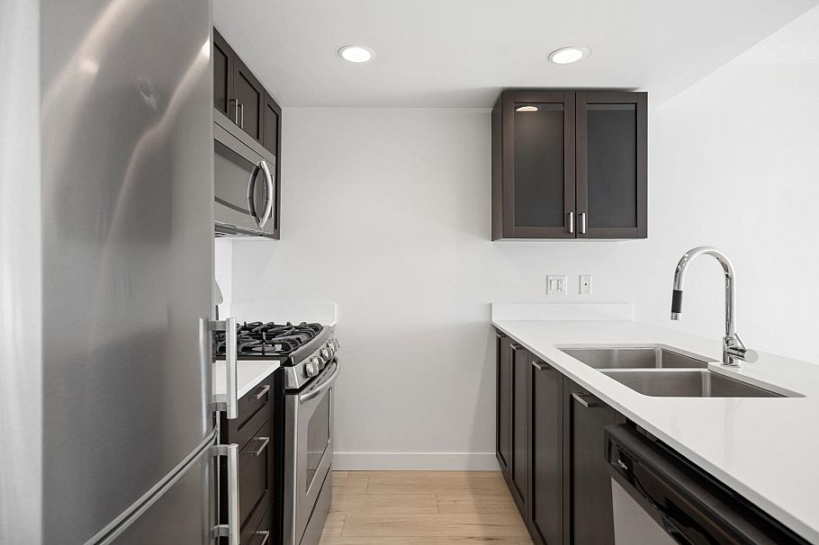 717 4818 Eldorado Mews Vancouver, BC - 8