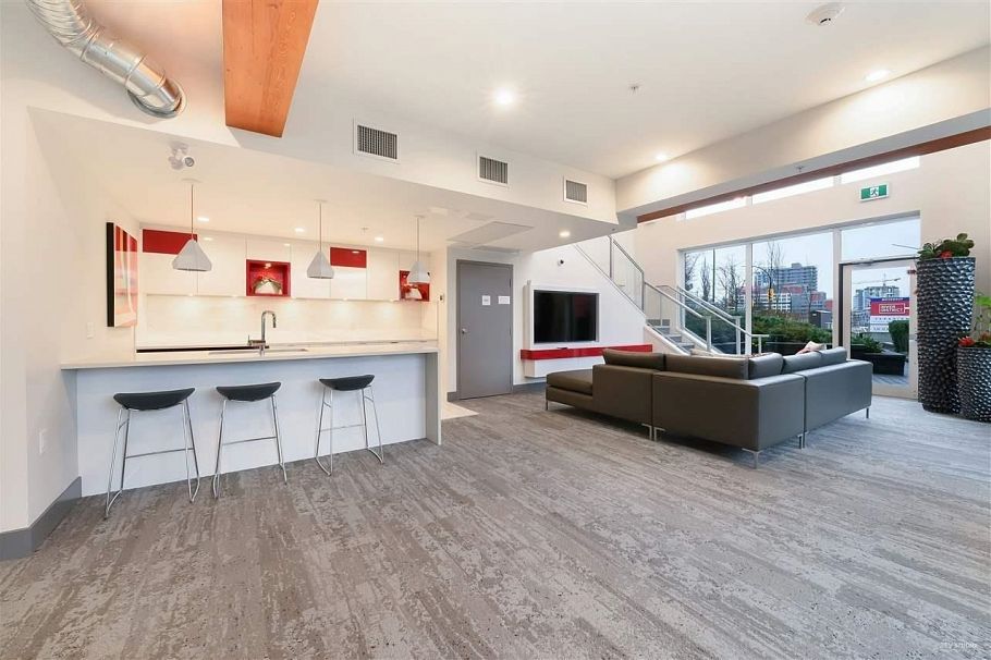 302 3263 Pierview Crescent Vancouver, BC - 23