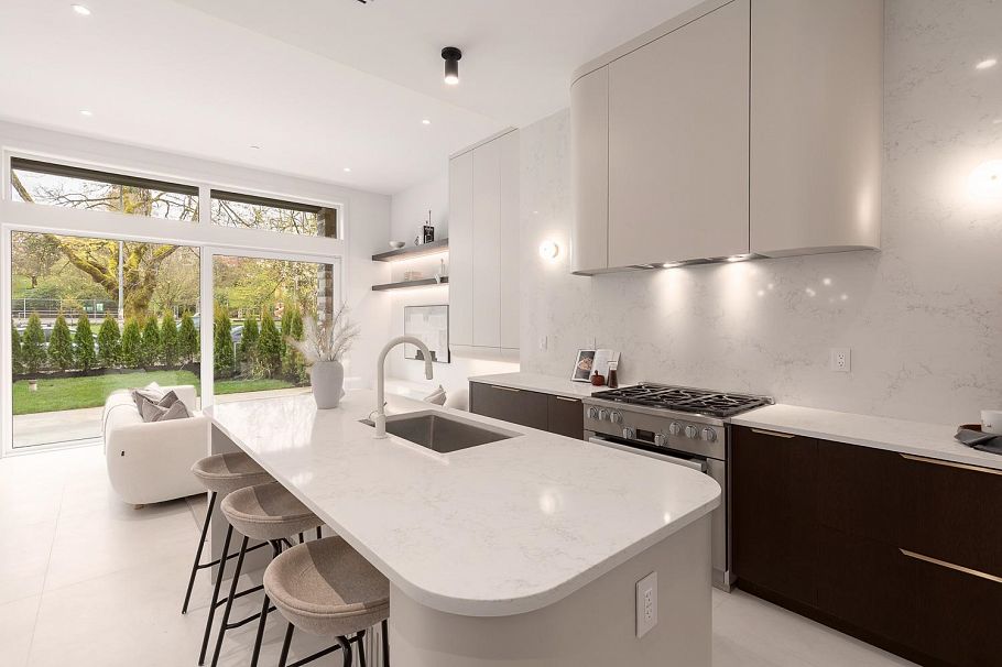 1 3617 W 12th Avenue Vancouver, BC - 8