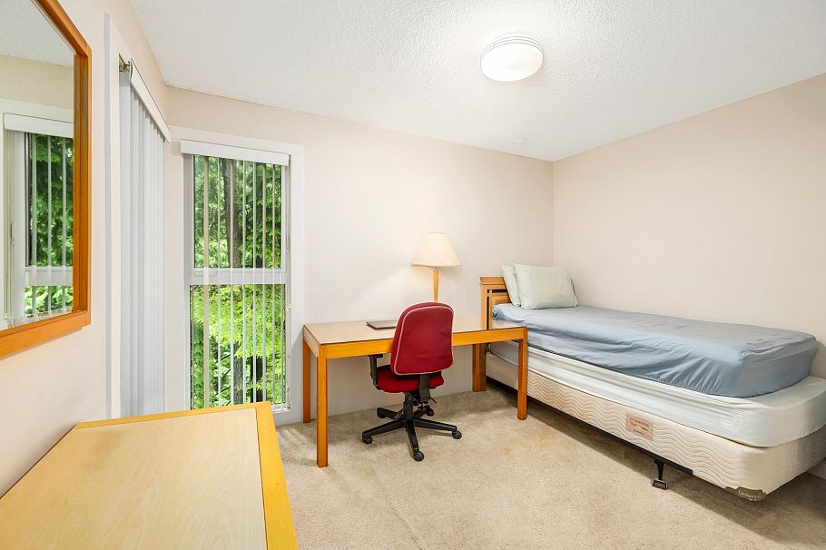 1135 Heritage Boulevard North Vancouver, BC - 18