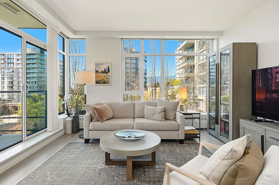 208 135 W 2nd Street North Vancouver, BC - 11