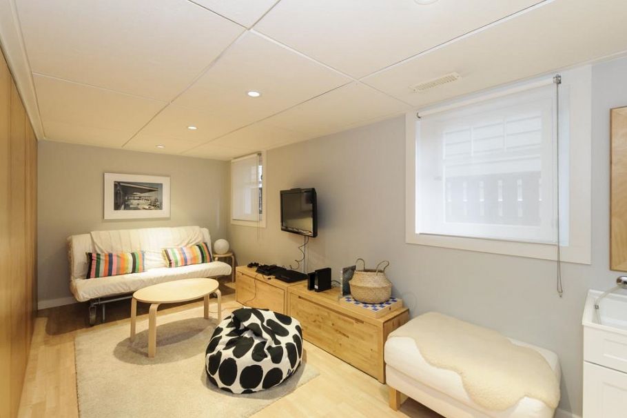 967 W 21st Avenue Vancouver, BC - 32