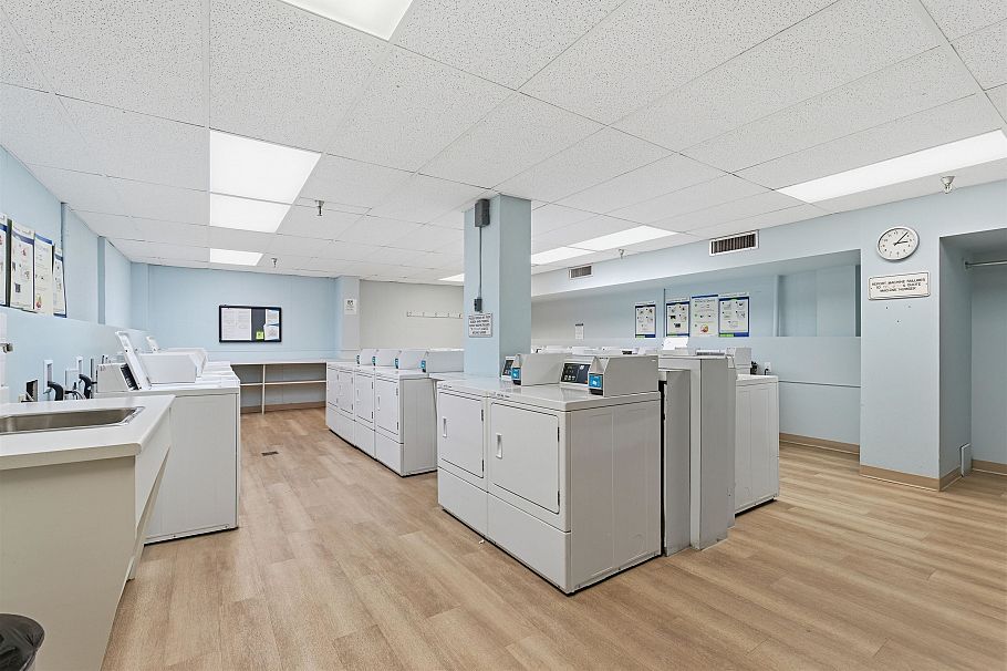 218 2012 FULLERTON AVENUE, North Vancouver BC V7P 3E3 North Vancouver, BC - 6