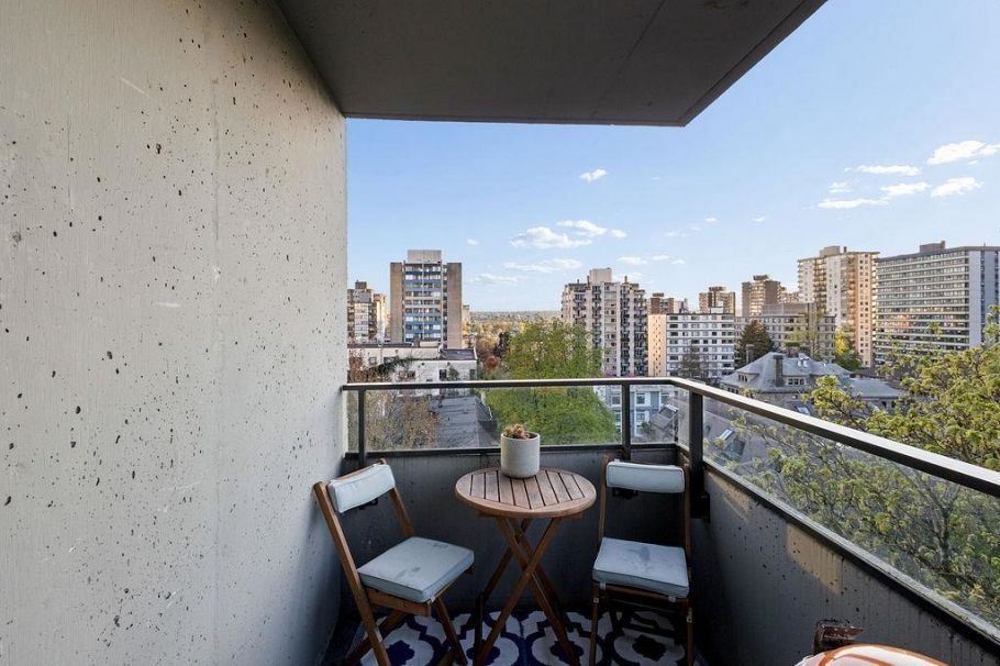 902 1108 Nicola Street Vancouver, BC - 4