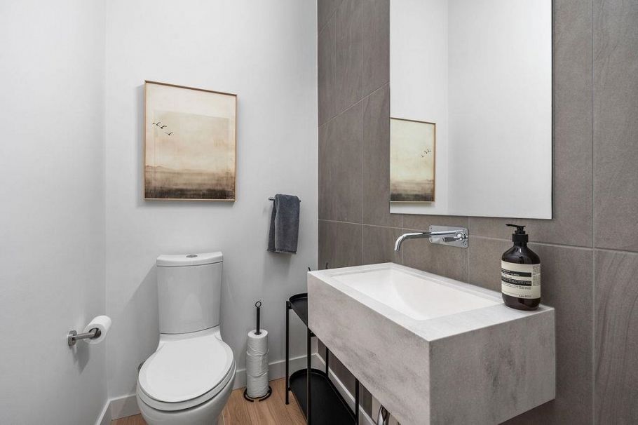 223 650 E 2nd Street North Vancouver, BC - 27