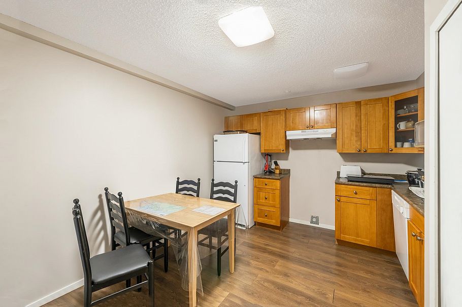 1135 Heritage Boulevard North Vancouver, BC - 20