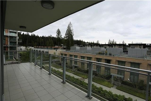 302 5838 Berton Avenue Vancouver, BC - 5