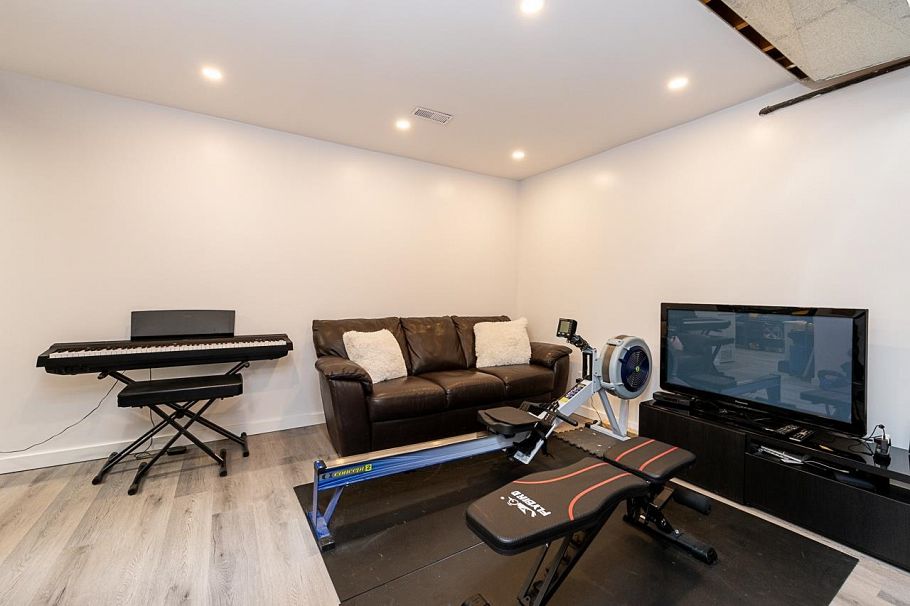 3398 William Avenue North Vancouver, BC - 22