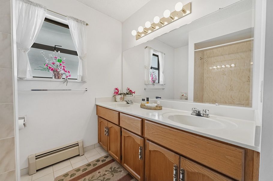 2693 E Georgia Street Vancouver, BC - 19