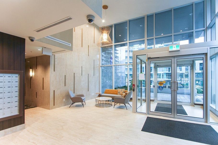 303 185 Victory Ship Way North Vancouver, BC - 31