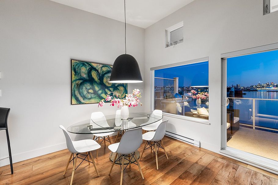 FRSL17 415 W Esplanade Avenue North Vancouver, BC - 37