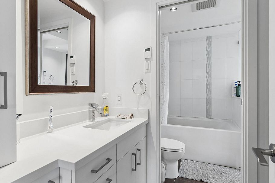 1005 1515 Eastern Avenue North Vancouver, BC - 22