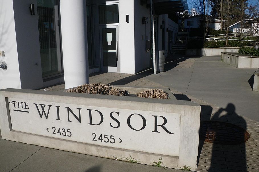 316 2435 Kingsway Vancouver, BC - 3