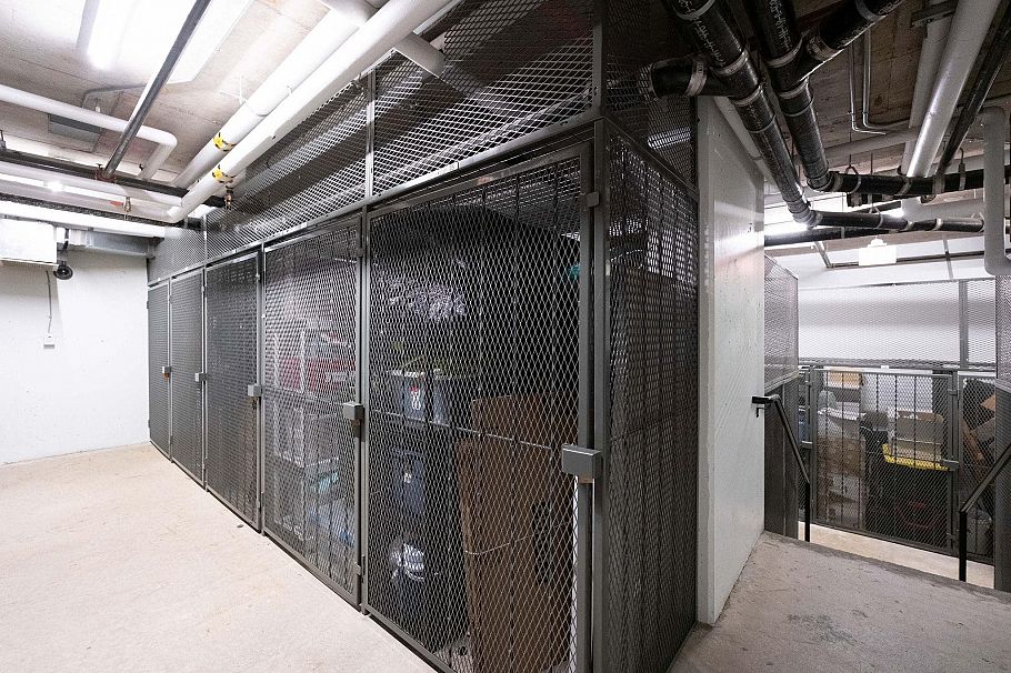 208 135 W 2nd Street North Vancouver, BC - 36