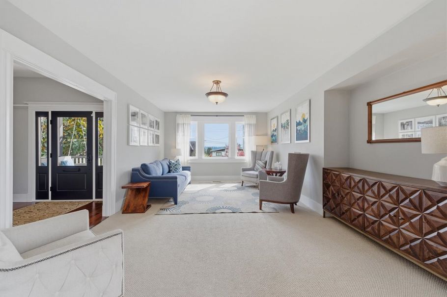 424 E Keith Road North Vancouver, BC - 8