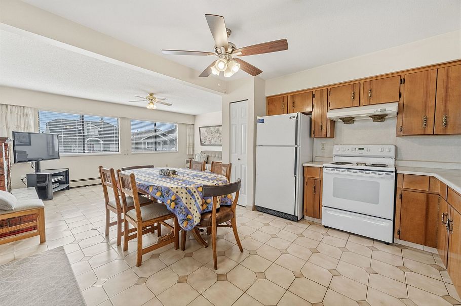 2693 E Georgia Street Vancouver, BC - 24