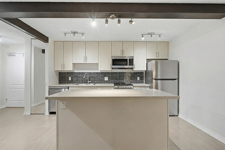 218 2012 FULLERTON AVENUE, North Vancouver BC V7P 3E3 North Vancouver, BC - 9