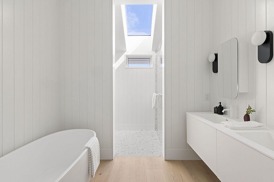 1 2830 Musqueamview Street Vancouver, BC - 29