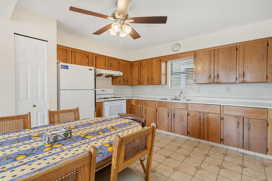 2693 E Georgia Street Vancouver, BC - 23