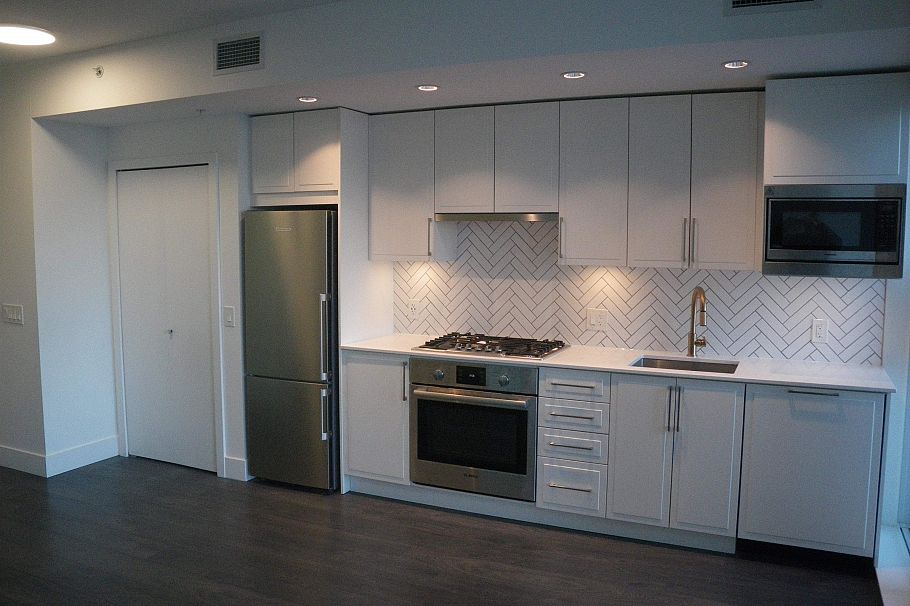 316 2435 Kingsway Vancouver, BC - 1