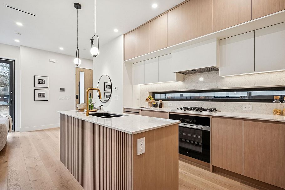 448 W 20 Avenue Vancouver, BC - 12