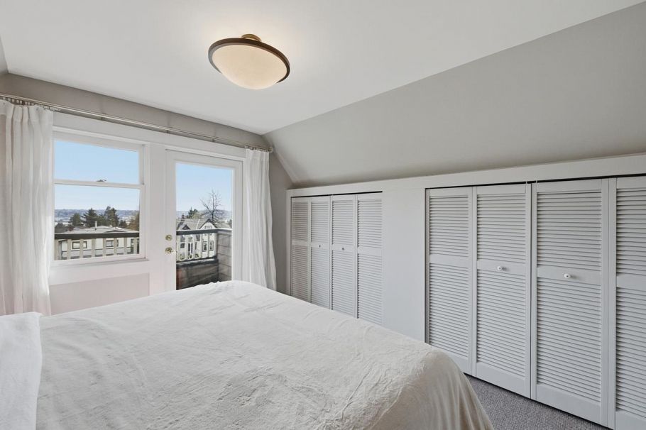 424 E Keith Road North Vancouver, BC - 18