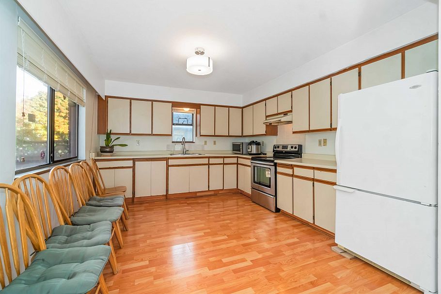 5820 Earles Street Vancouver, BC - 7