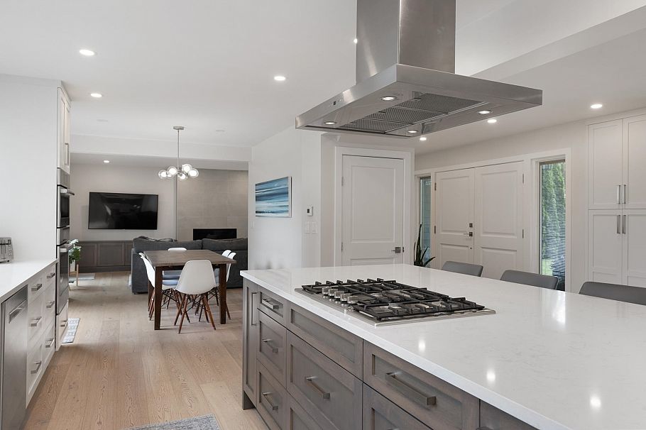 2678 Ailsa Crescent North Vancouver, BC - 12