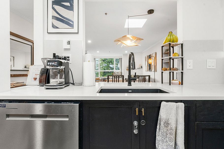 305 1318 W 6th Avenue Vancouver, BC - 16