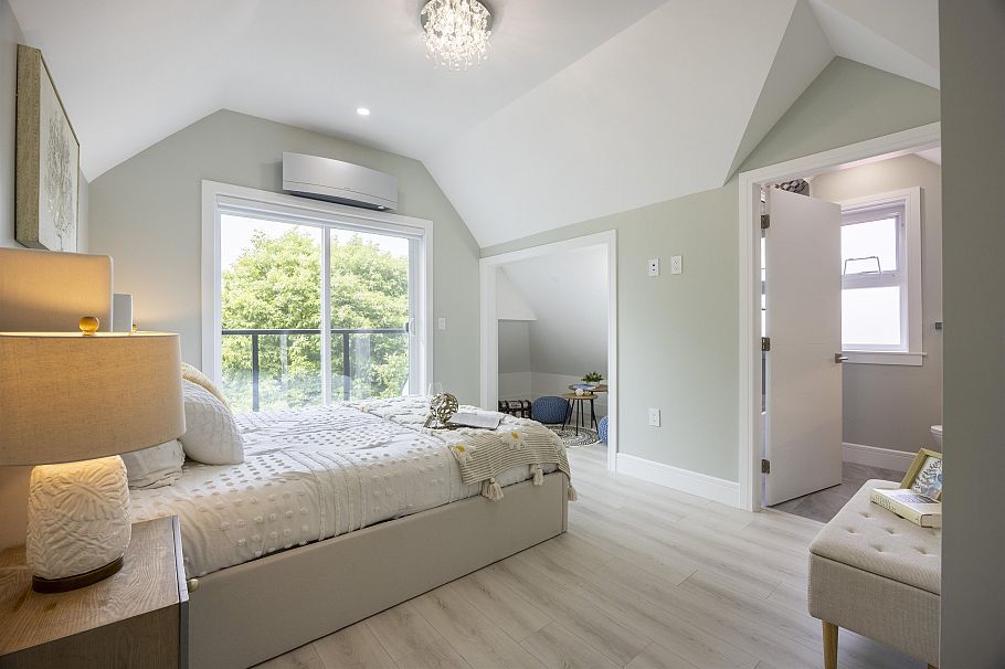 1 5808 Lanark Street Vancouver, BC - 20