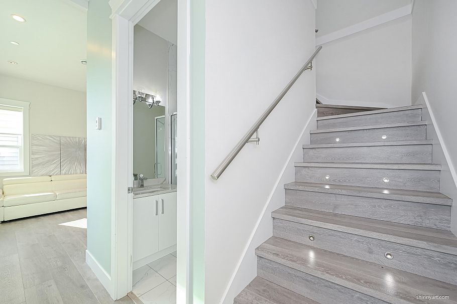 4737 Gothard Street Vancouver, BC - 23